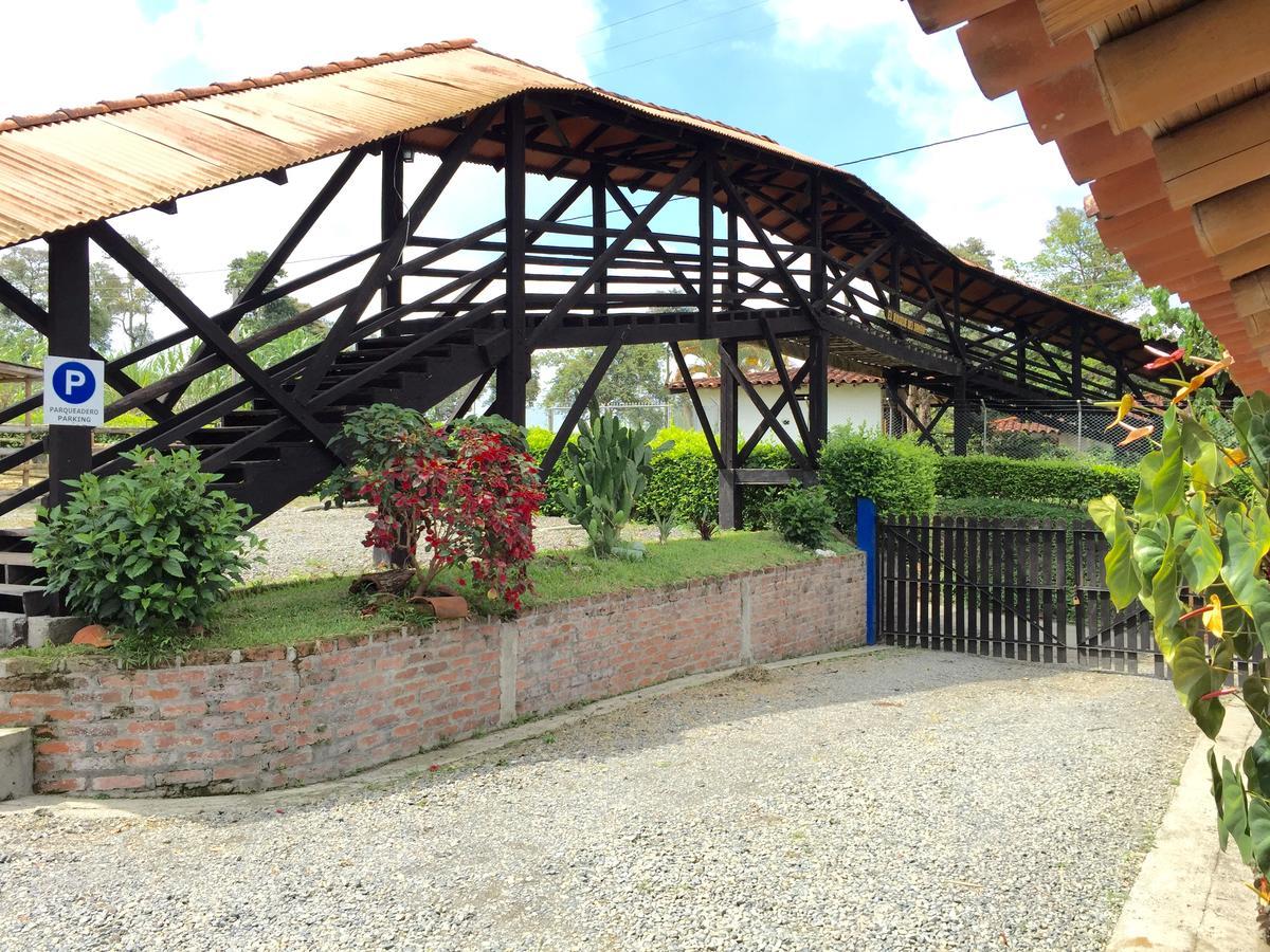 Hotel Bosques Del Saman Alcala Quimbaya Bagian luar foto